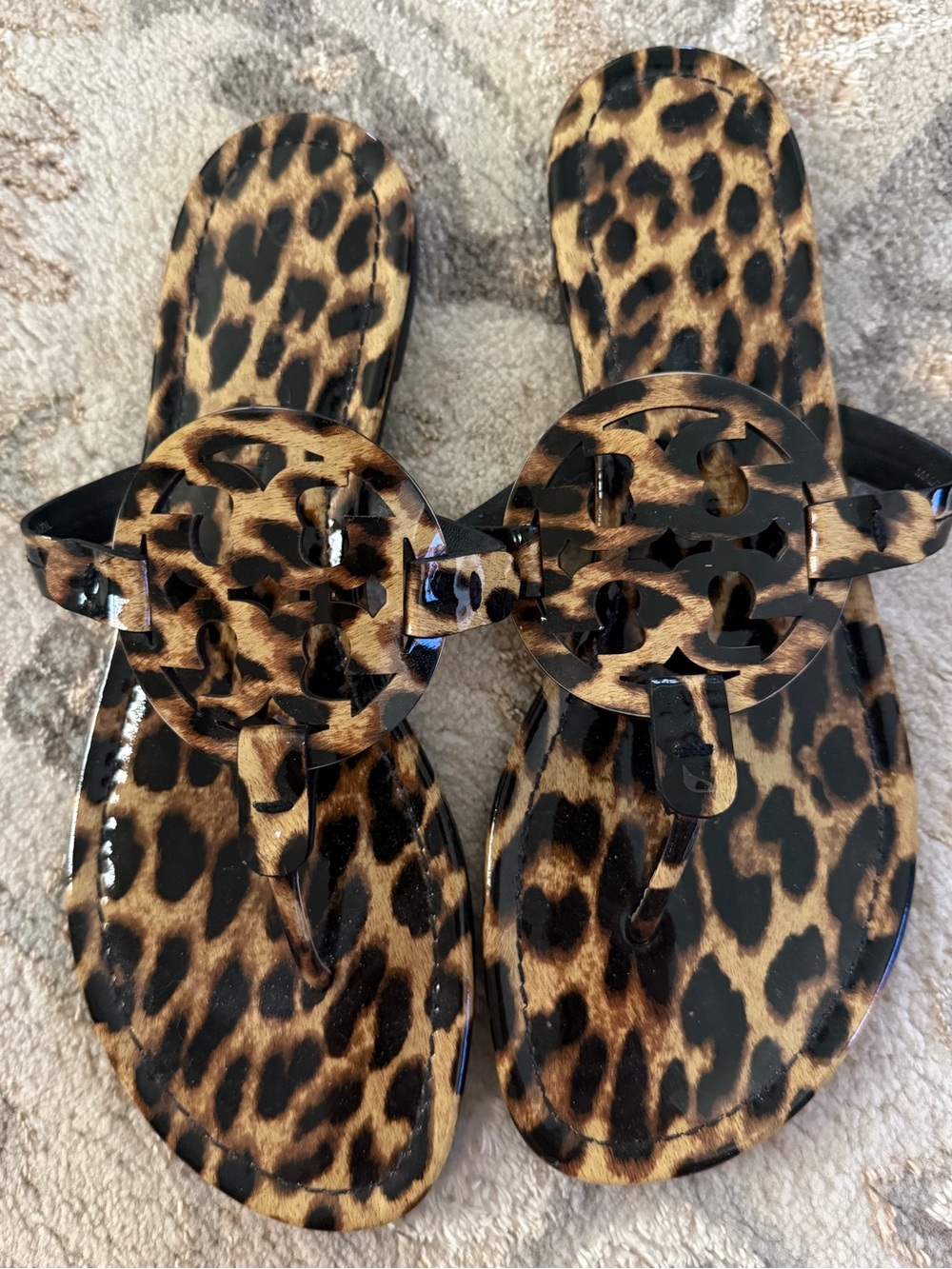 Tory Burch Leopard Miller Sandals size 9 women’s patent leather - Picture 4 of 8